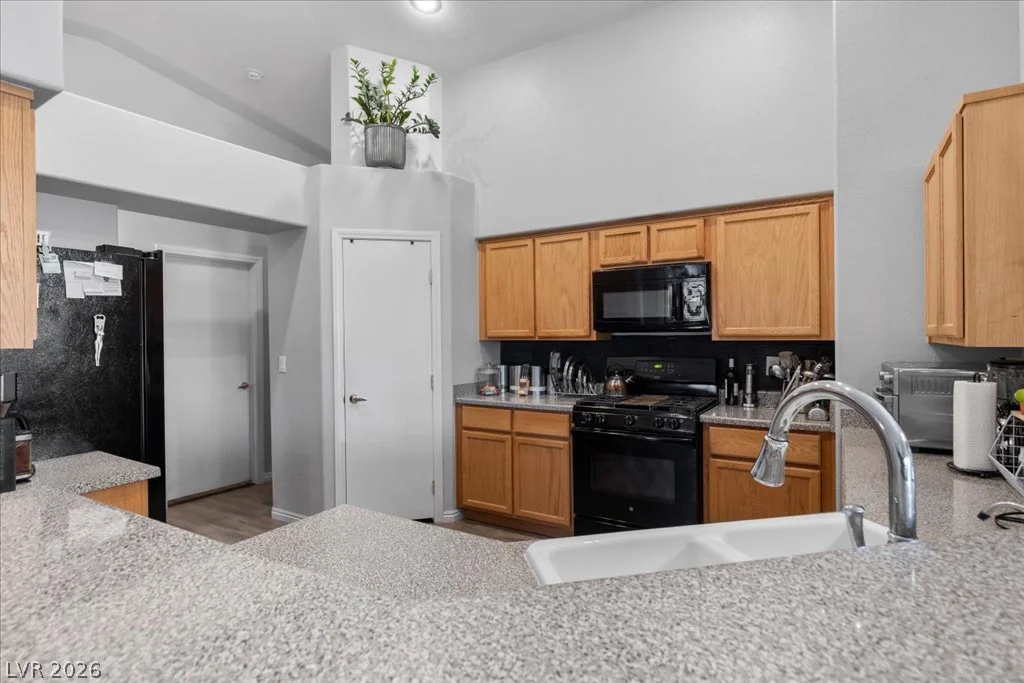 208 Night Fall, Henderson, NV 89015
