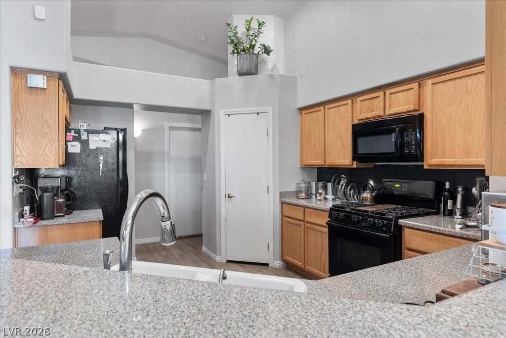 208 Night Fall, Henderson, NV 89015