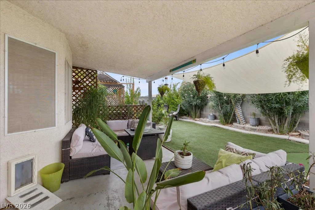 208 Night Fall, Henderson, NV 89015