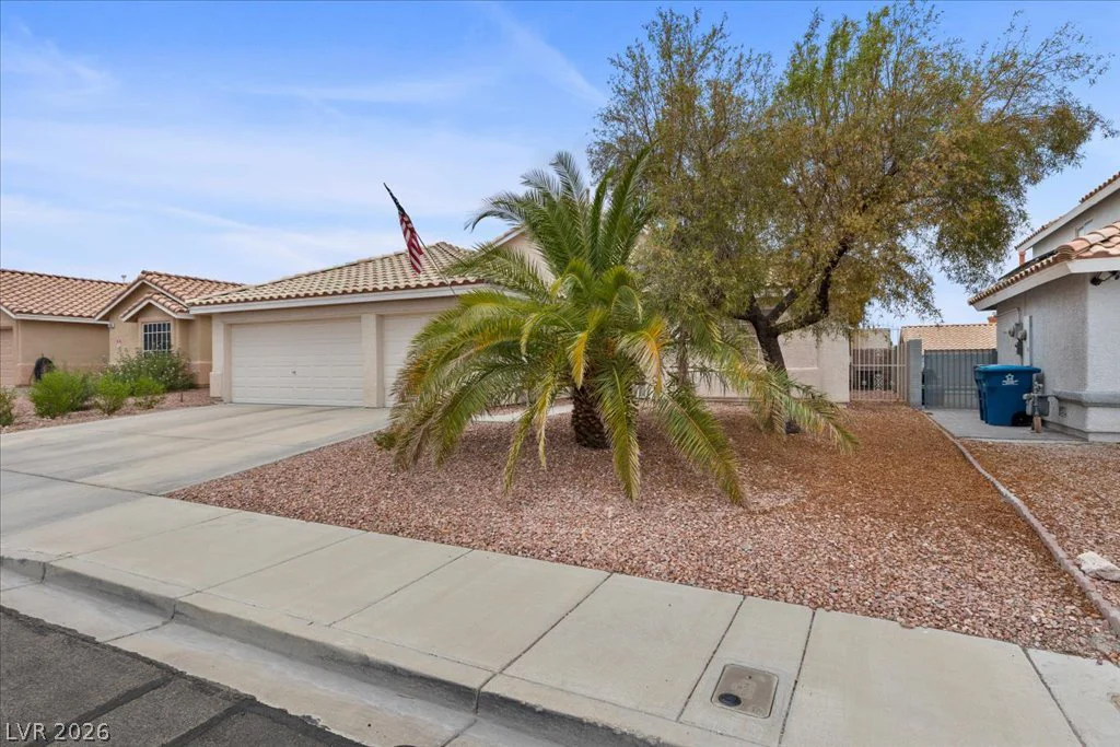 208 Night Fall, Henderson, NV 89015
