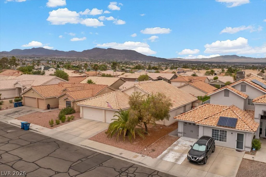 208 Night Fall, Henderson, NV 89015