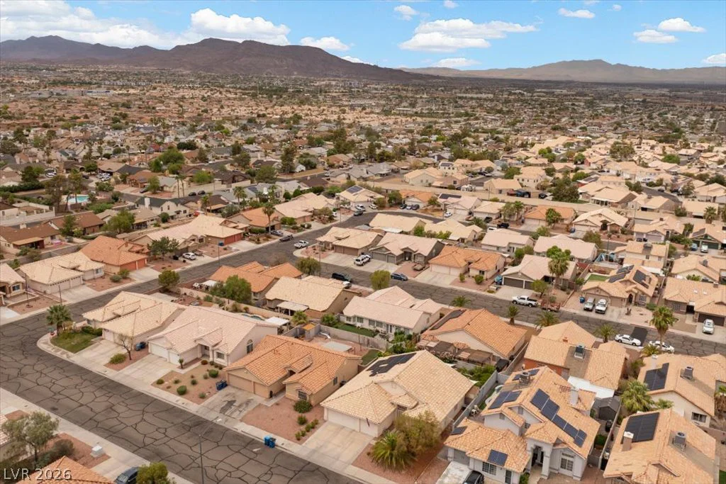 208 Night Fall, Henderson, NV 89015