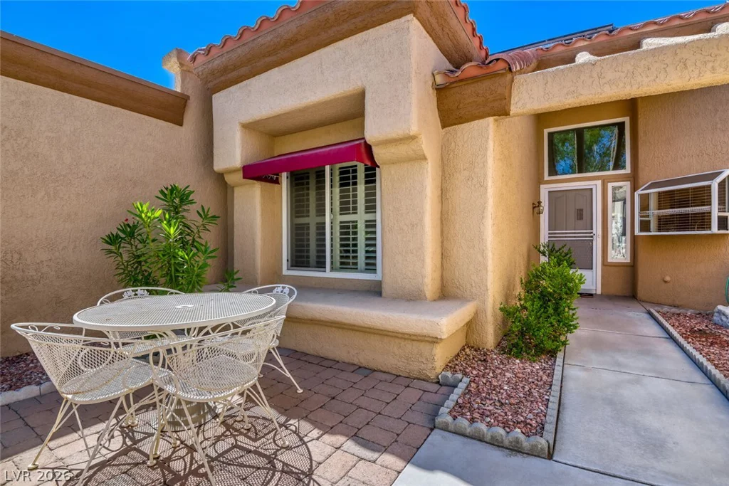 8709 Prairie Hill, Las Vegas, NV 89134
