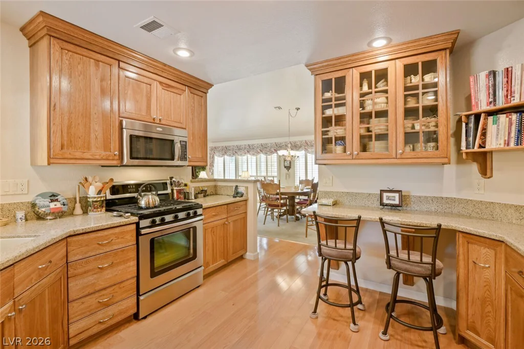 8709 Prairie Hill, Las Vegas, NV 89134