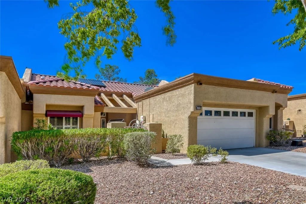 8709 Prairie Hill, Las Vegas, NV 89134