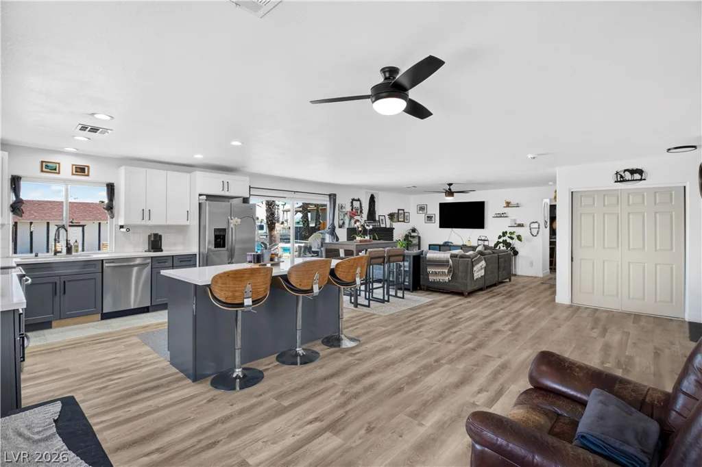 5452 Escondido, Las Vegas, NV 89119