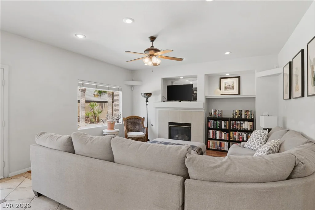 2218 Alanhurst, Henderson, NV 89052