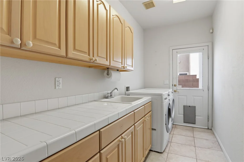2218 Alanhurst, Henderson, NV 89052
