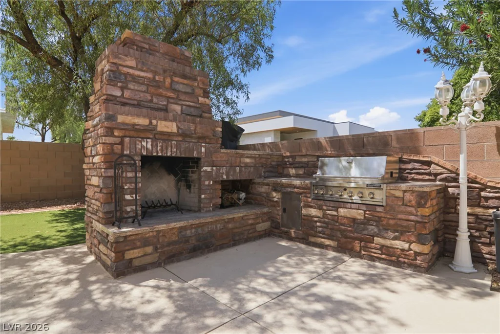 2218 Alanhurst, Henderson, NV 89052