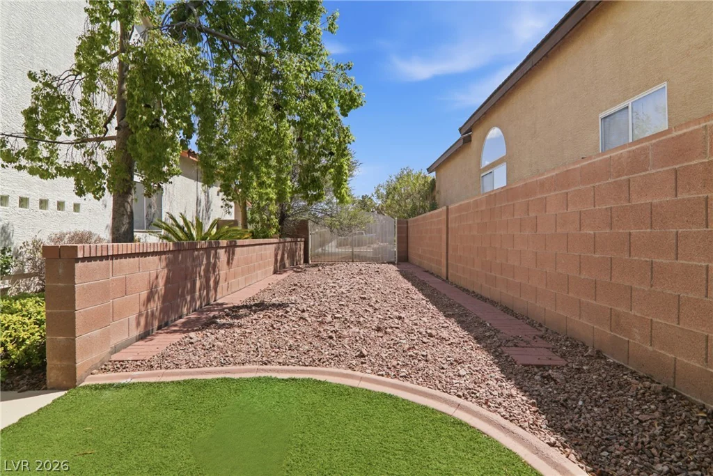 2218 Alanhurst, Henderson, NV 89052