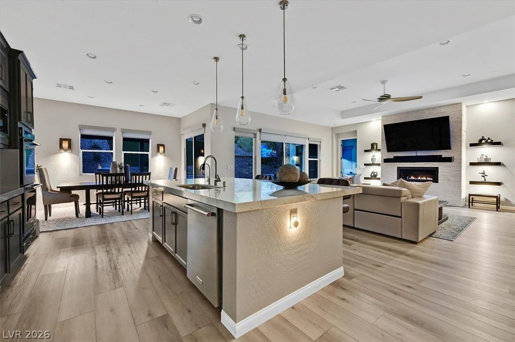 16 Via Tiberina, Henderson, NV 89011