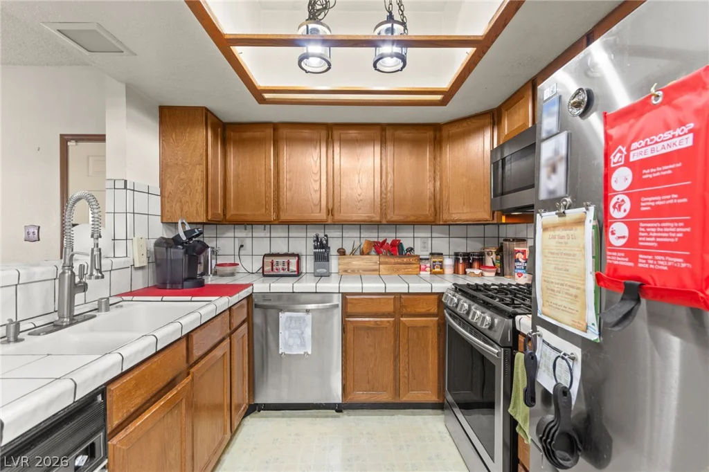 1400 Santa Margarita, Las Vegas, NV 89146