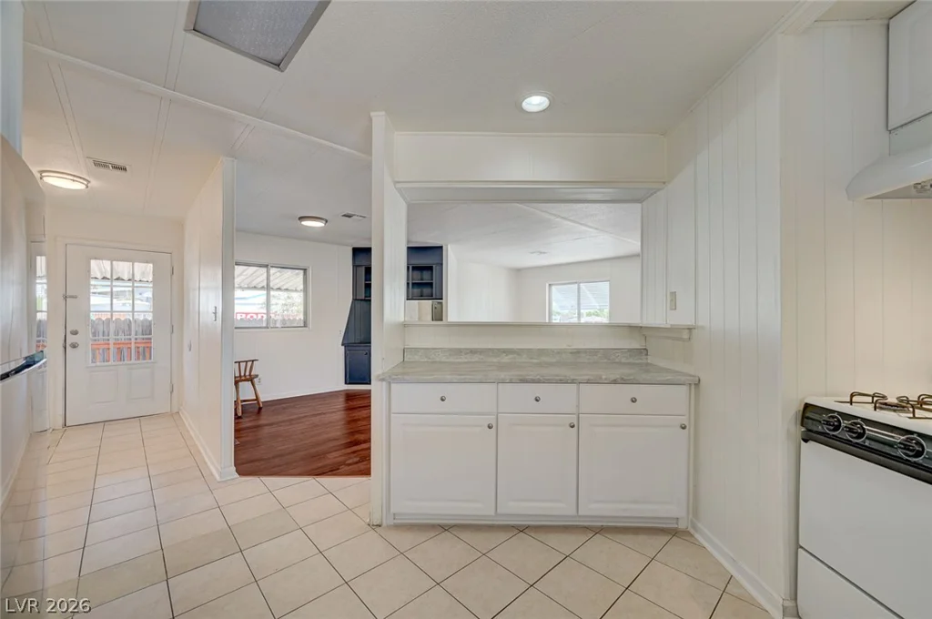 1010 La Mesa, Boulder City, NV 89005