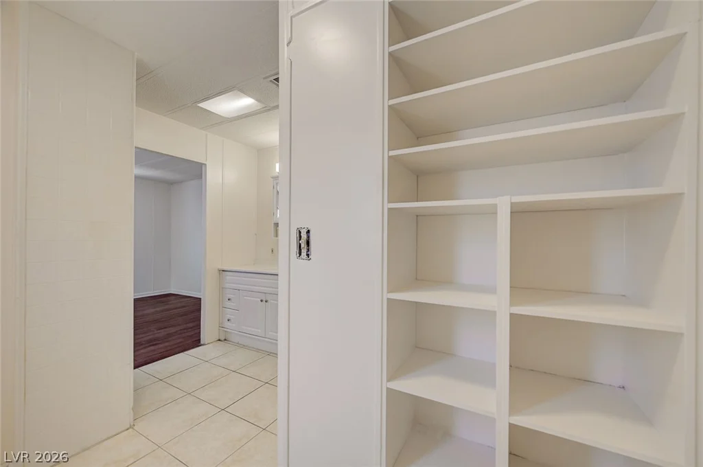 1010 La Mesa, Boulder City, NV 89005