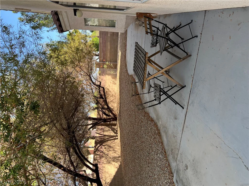 9621 Dancing Pond, Las Vegas, NV 89178