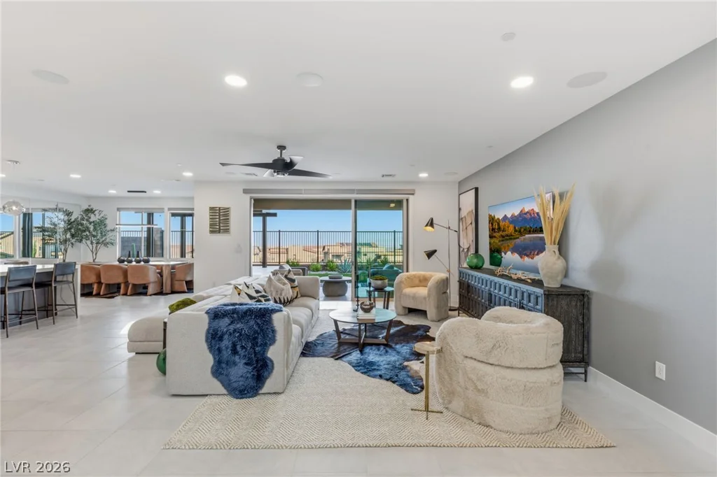 424 Crown Mesa, Las Vegas, NV 89138