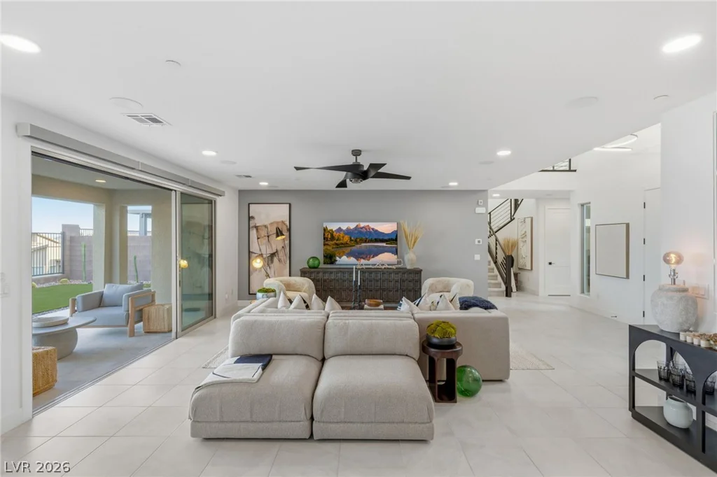424 Crown Mesa, Las Vegas, NV 89138