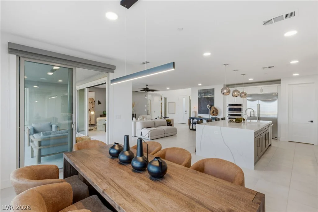 424 Crown Mesa, Las Vegas, NV 89138