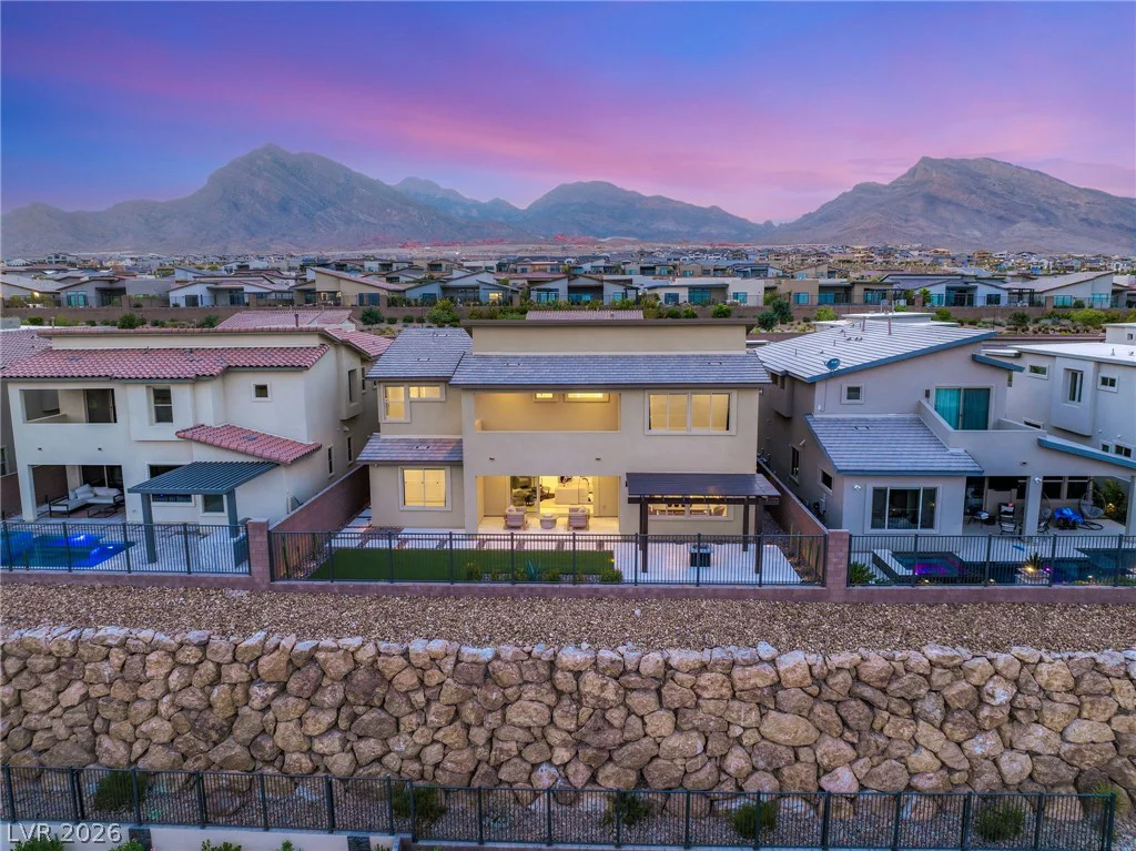 424 Crown Mesa, Las Vegas, NV 89138