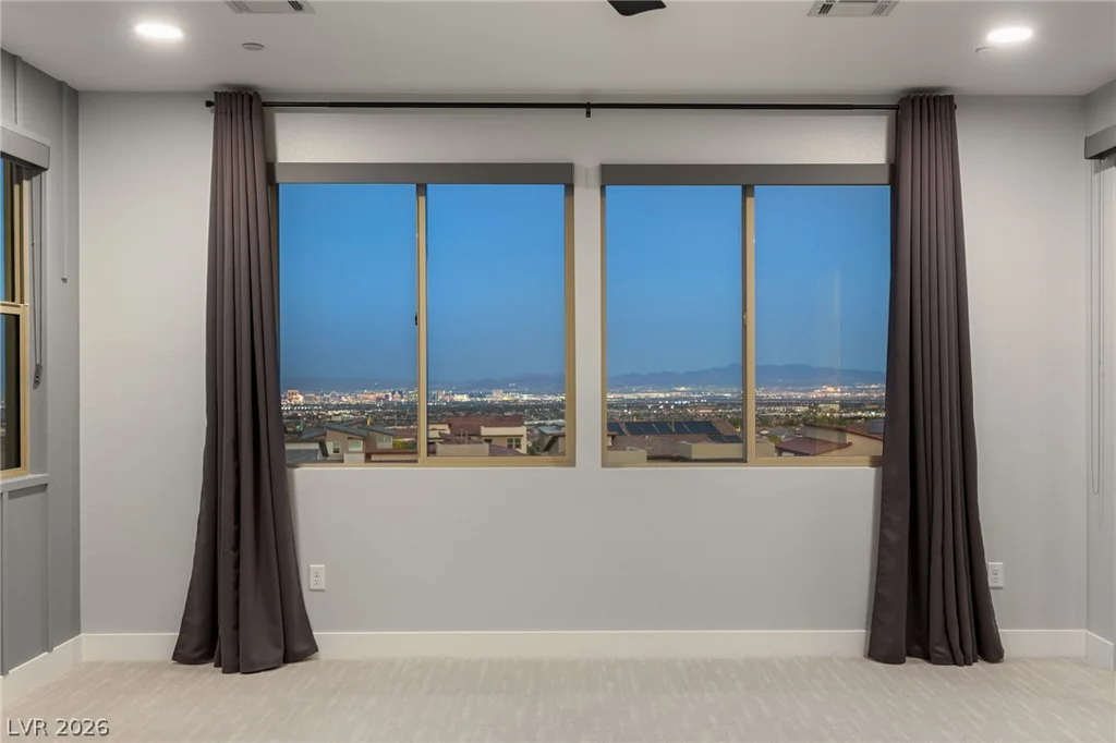 424 Crown Mesa, Las Vegas, NV 89138