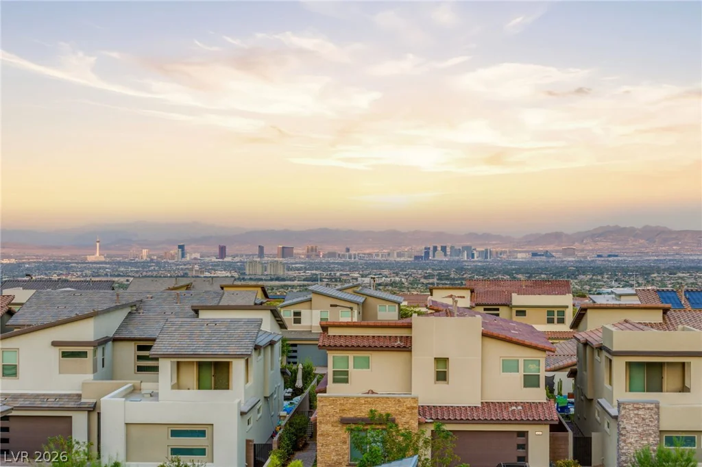 424 Crown Mesa, Las Vegas, NV 89138