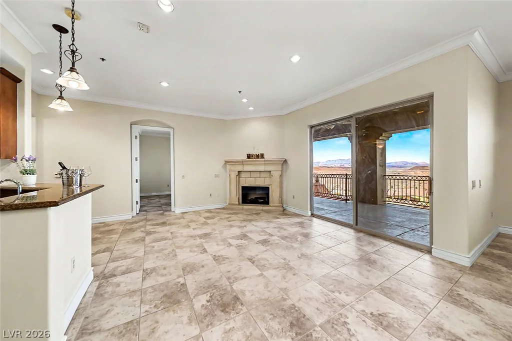 15 Via Mantova, Henderson, NV 89011