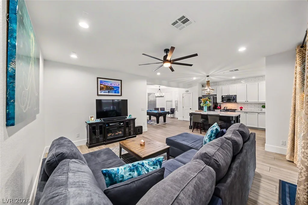 1013 Via Sacra, Henderson, NV 89011