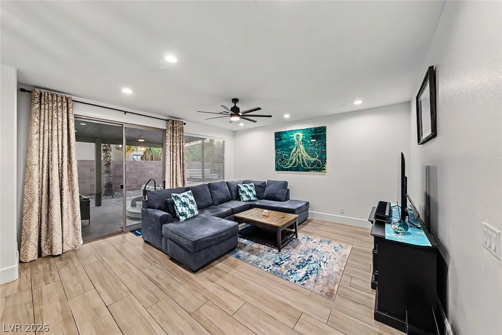 1013 Via Sacra, Henderson, NV 89011