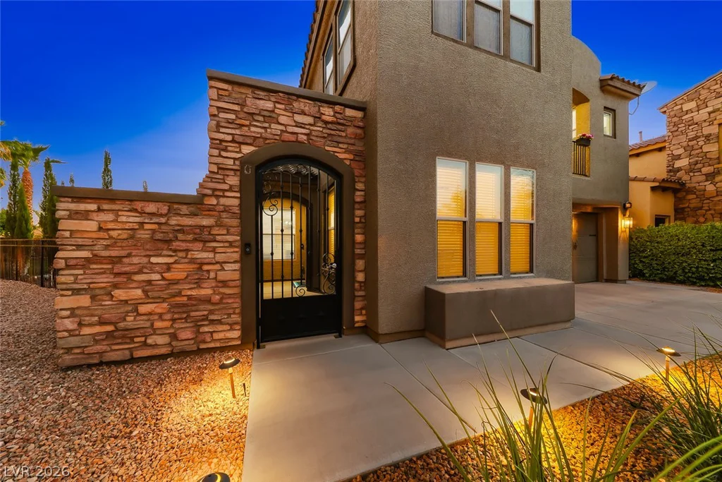 1013 Via Sacra, Henderson, NV 89011