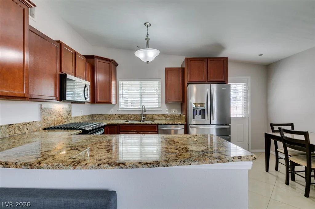 7194 Hardtack, Las Vegas, NV 89119