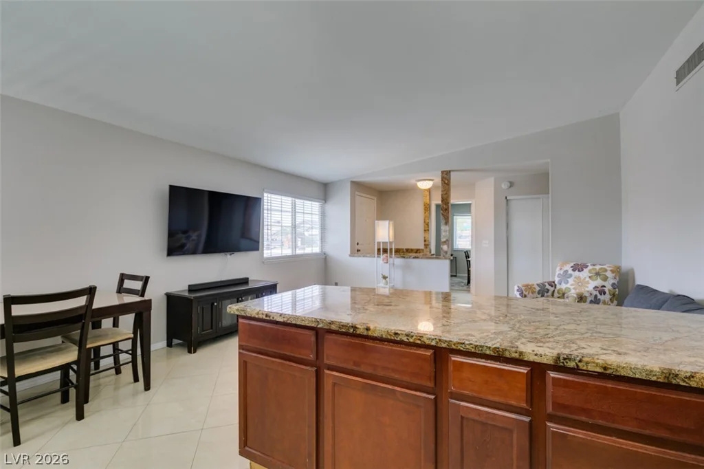 7194 Hardtack, Las Vegas, NV 89119