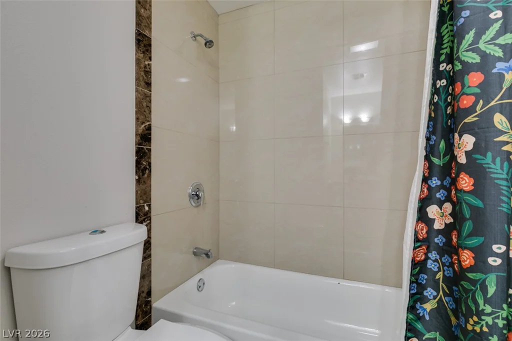 7194 Hardtack, Las Vegas, NV 89119