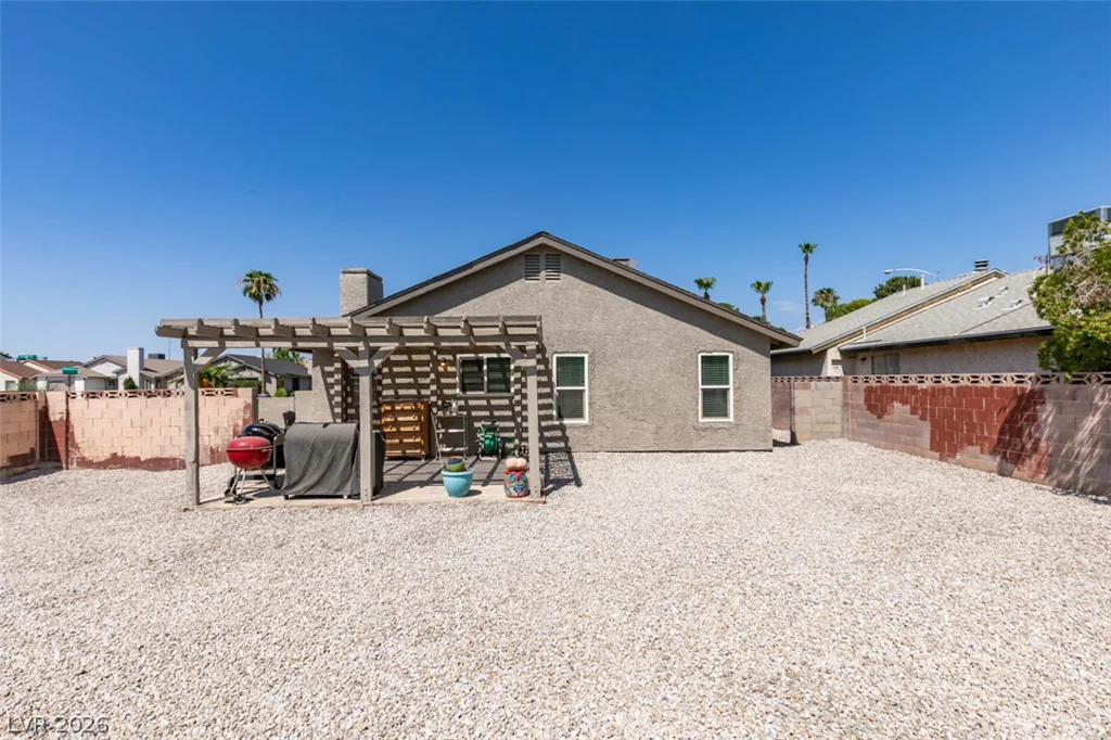 7194 Hardtack, Las Vegas, NV 89119