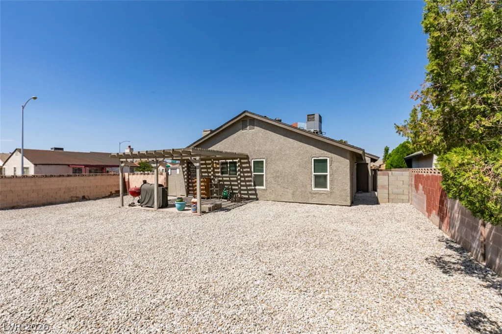 7194 Hardtack, Las Vegas, NV 89119