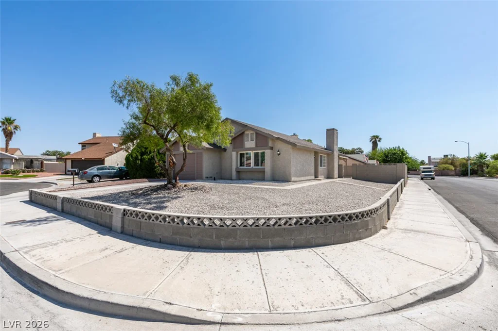 7194 Hardtack, Las Vegas, NV 89119