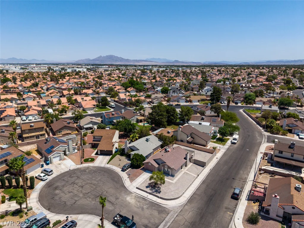 7194 Hardtack, Las Vegas, NV 89119