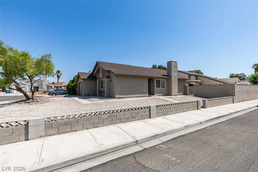 7194 Hardtack, Las Vegas, NV 89119
