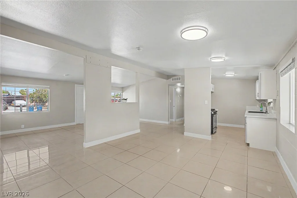 1704 James, North Las Vegas, NV 89030