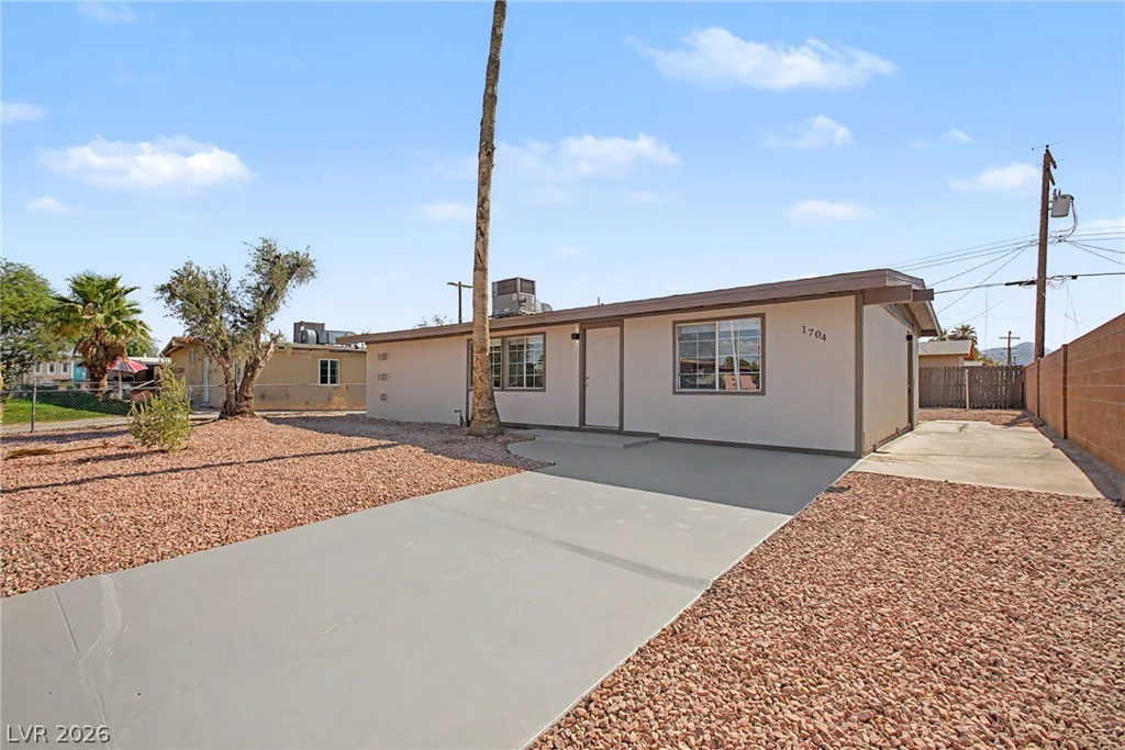 1704 James, North Las Vegas, NV 89030