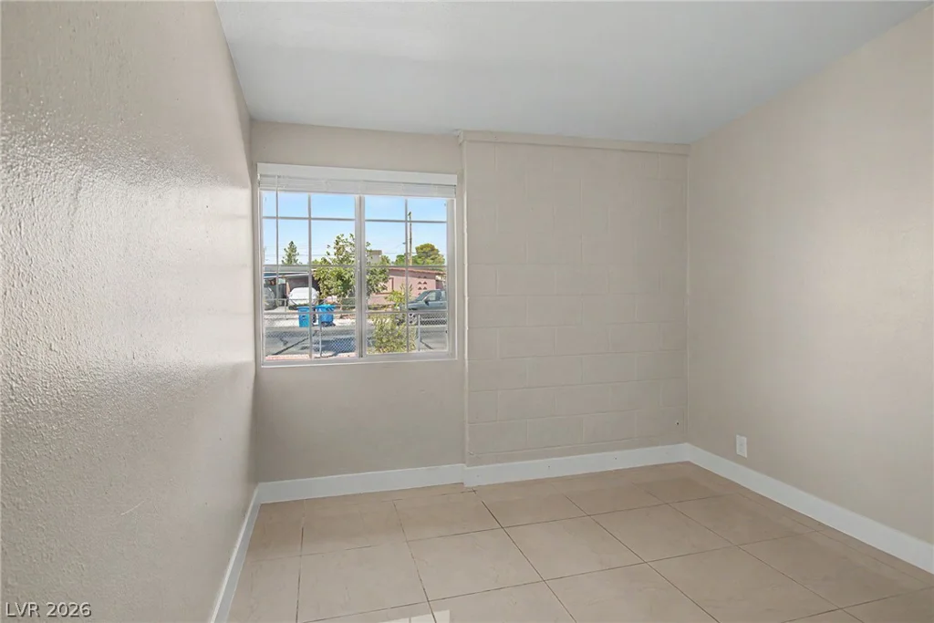 1704 James, North Las Vegas, NV 89030