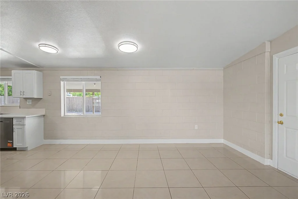 1704 James, North Las Vegas, NV 89030
