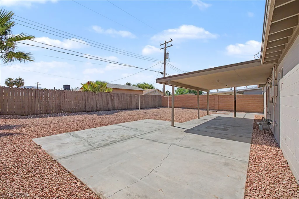 1704 James, North Las Vegas, NV 89030
