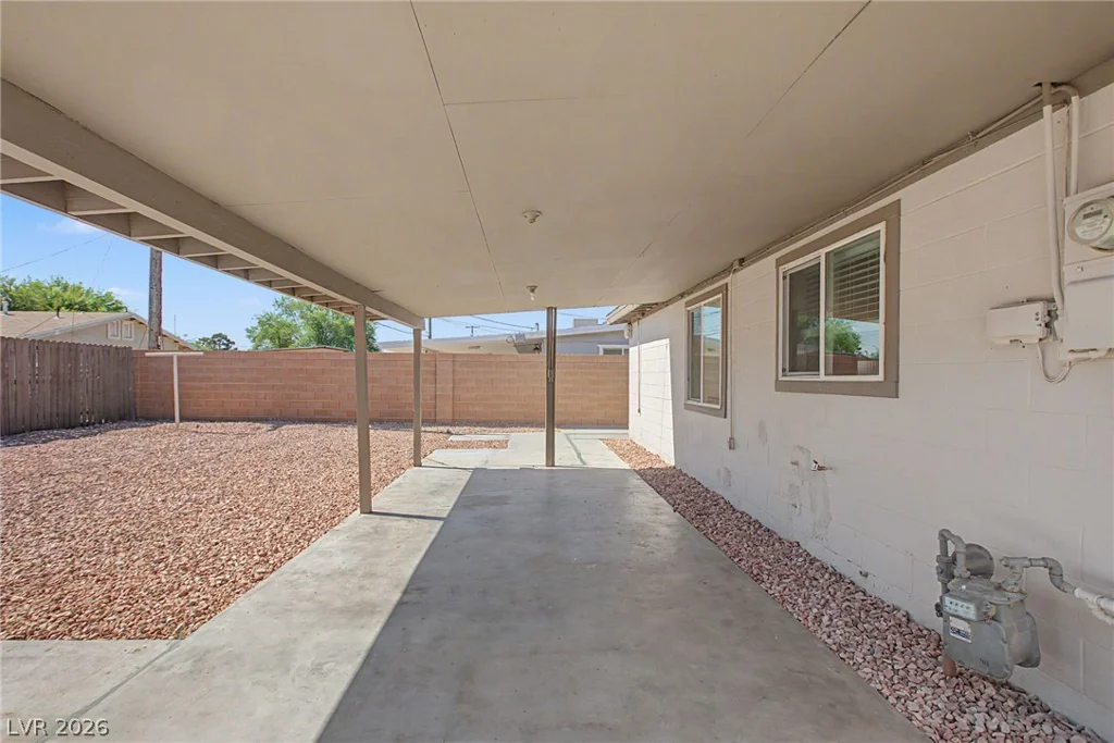 1704 James, North Las Vegas, NV 89030