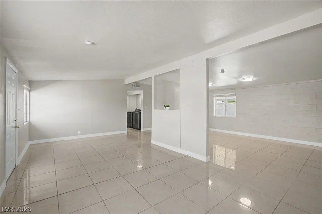 1704 James, North Las Vegas, NV 89030
