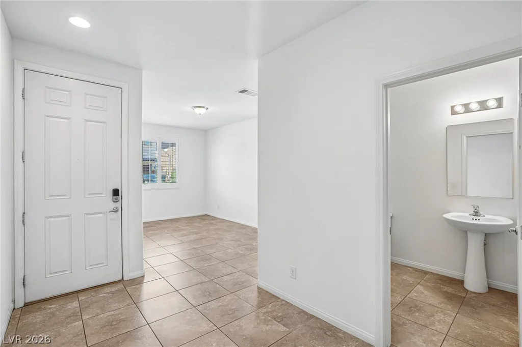 5852 Beluga Bay, North Las Vegas, NV 89081