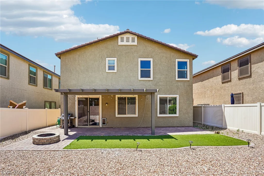 5852 Beluga Bay, North Las Vegas, NV 89081