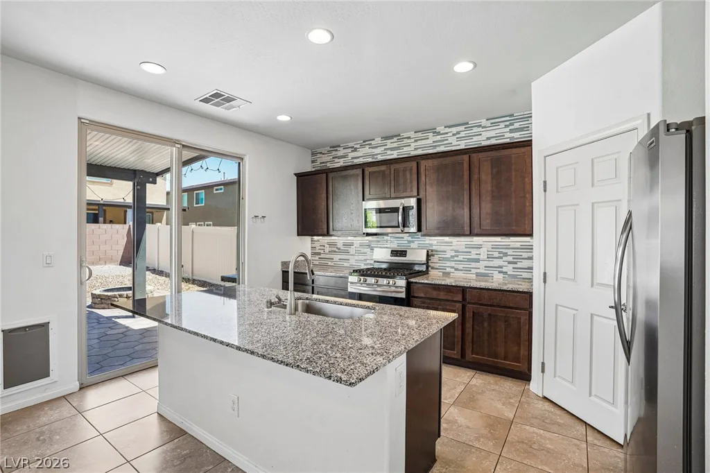 5852 Beluga Bay, North Las Vegas, NV 89081