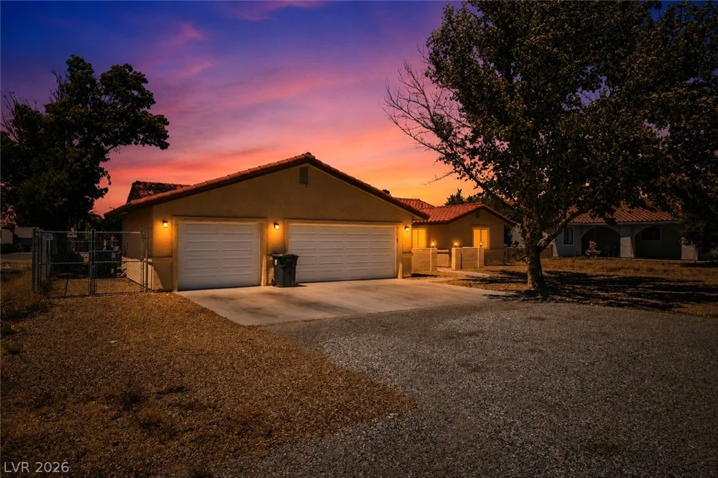 1260 Pahrump Valley, Pahrump, NV 89048