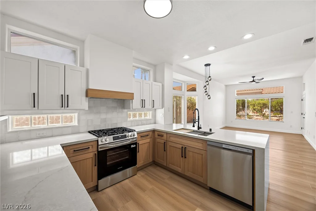 10400 Willamette, Las Vegas, NV 89134