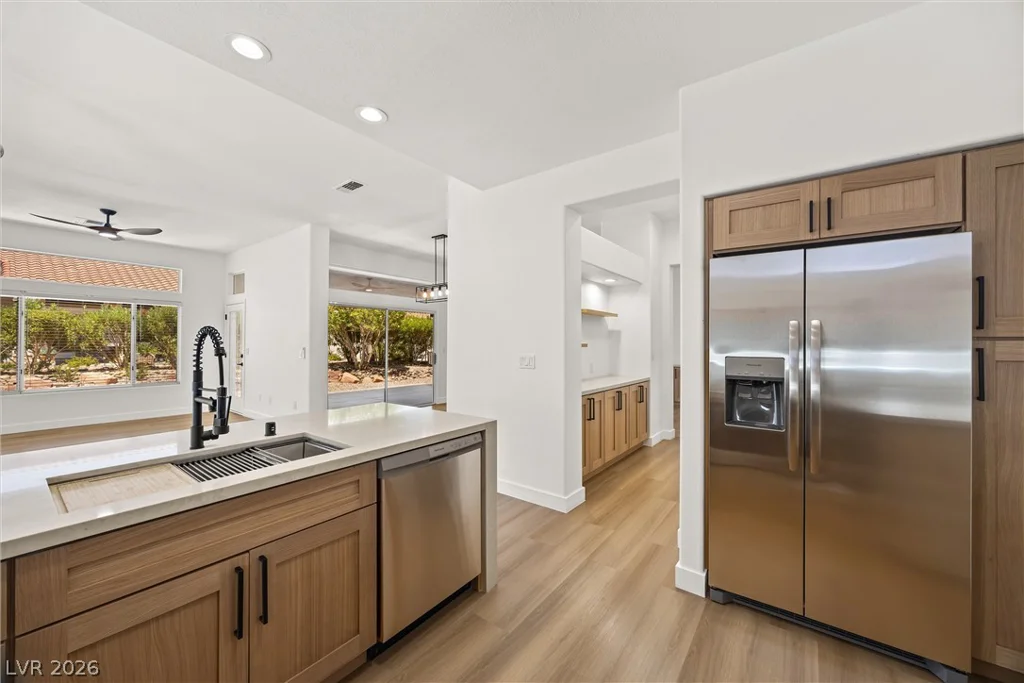 10400 Willamette, Las Vegas, NV 89134